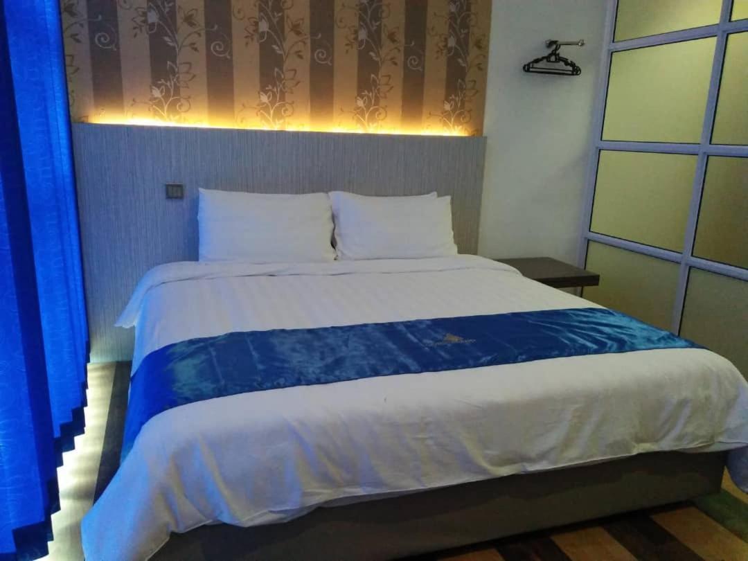 4Orty Inn Бинтулу Екстериор снимка