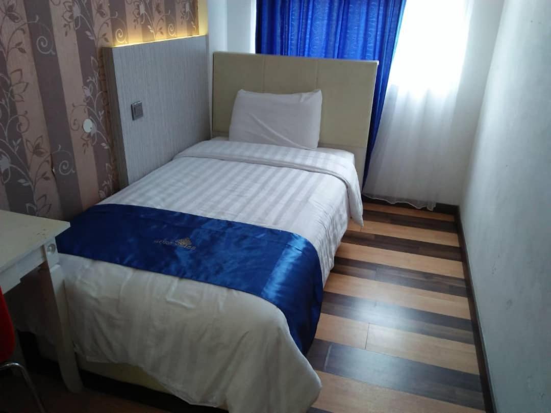 4Orty Inn Бинтулу Екстериор снимка