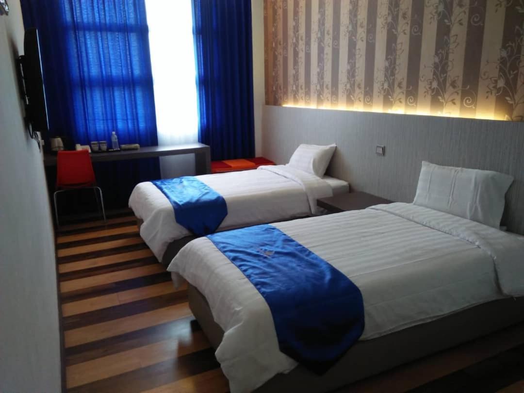 4Orty Inn Бинтулу Екстериор снимка