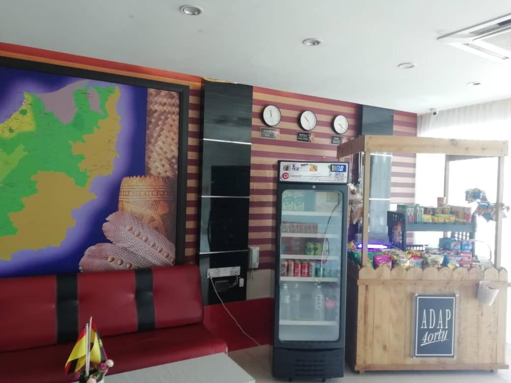 4Orty Inn Бинтулу Екстериор снимка